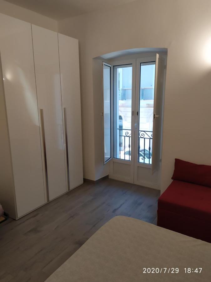Casa Vacanze Dany Таранто Экстерьер фото